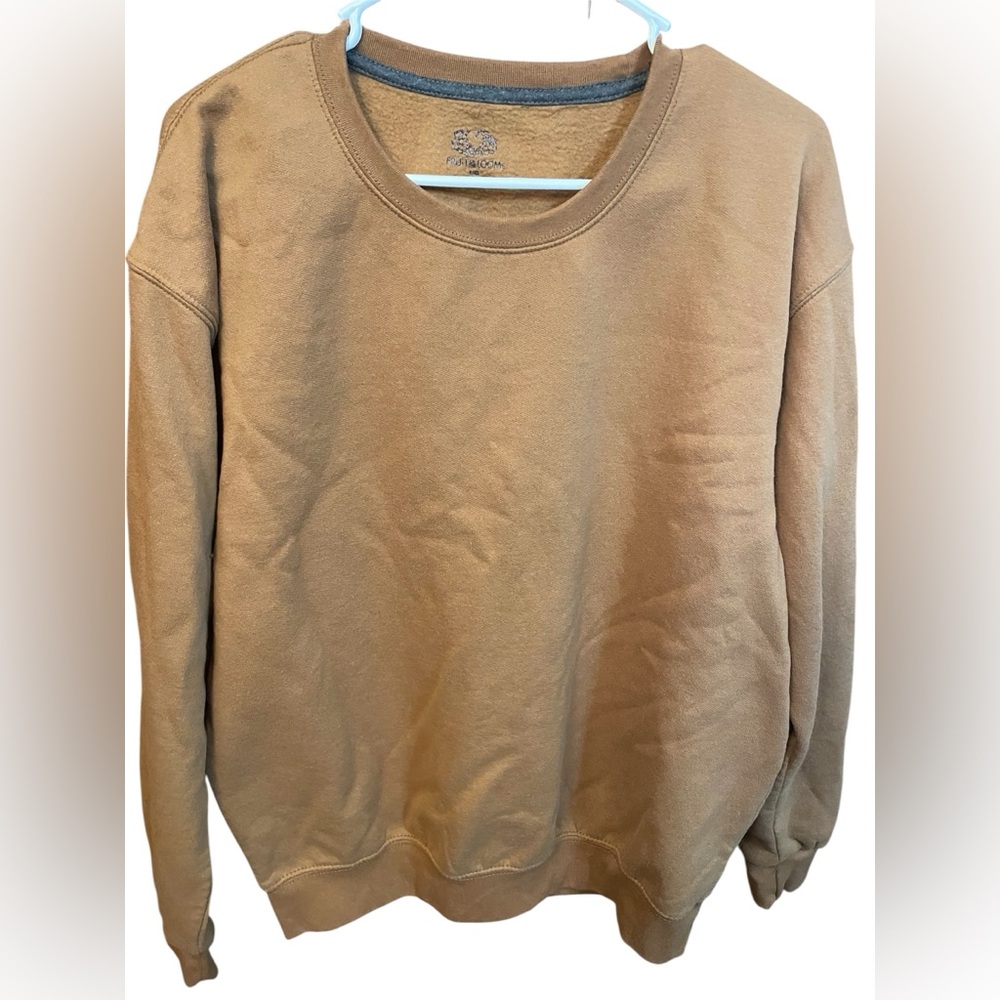 Men's fruit of the Loom Sweatshirt - Size L NWOT